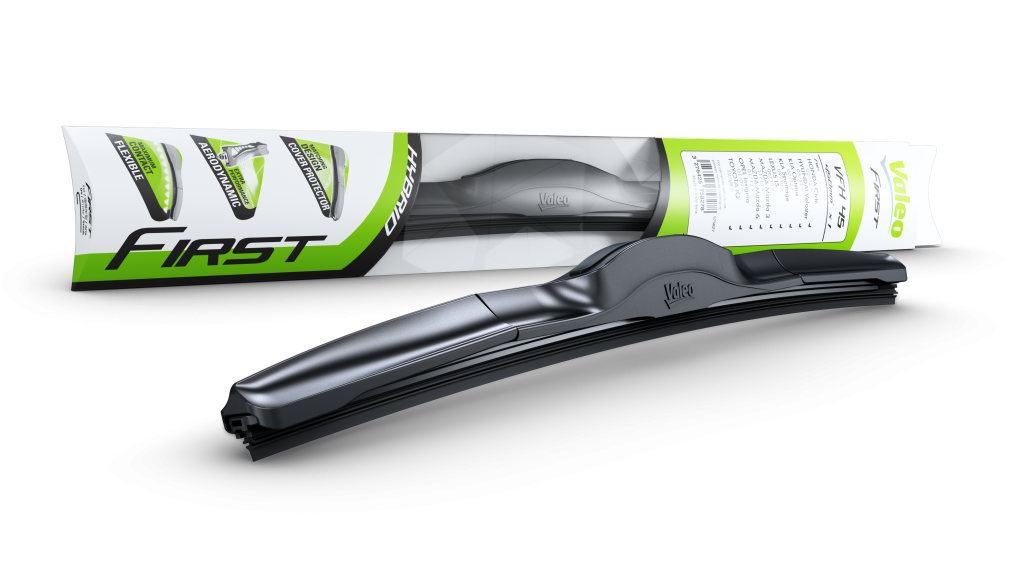 VS - Wiper Systems Valeo FIRST Hybrid Covertech Wiper Blade and Packaging 001 RGB.png